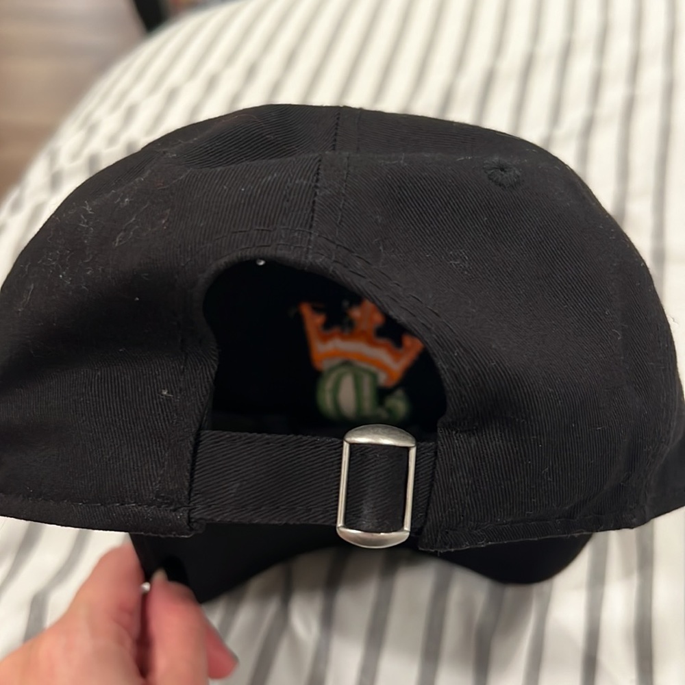 DraftKings hat - Picture 3 of 3
